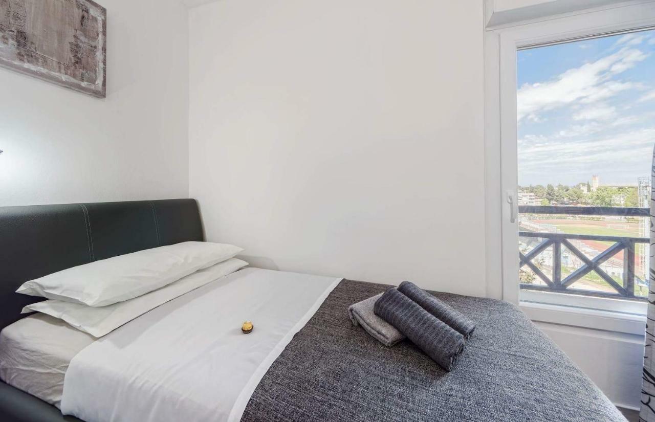 Apartment Rubix Pula Exteriér fotografie